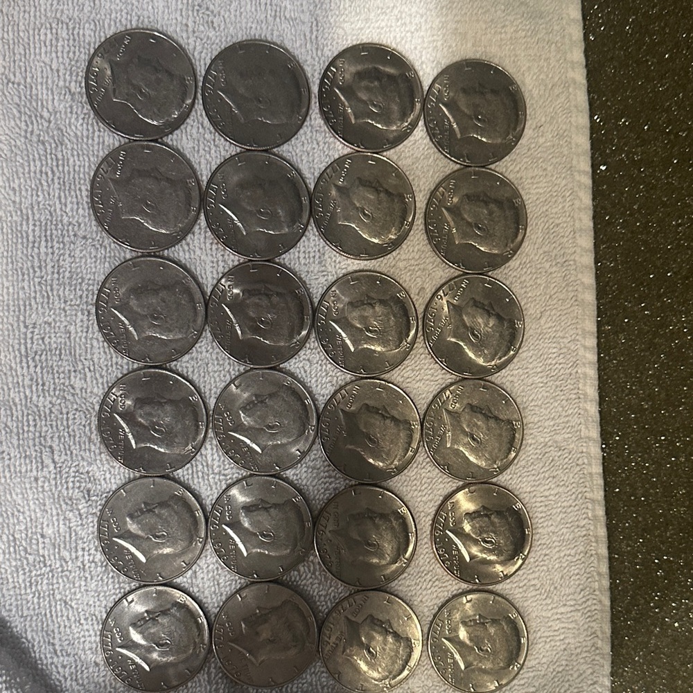 Kennedy half dollars 1776-1976 bicentennial half’s.
